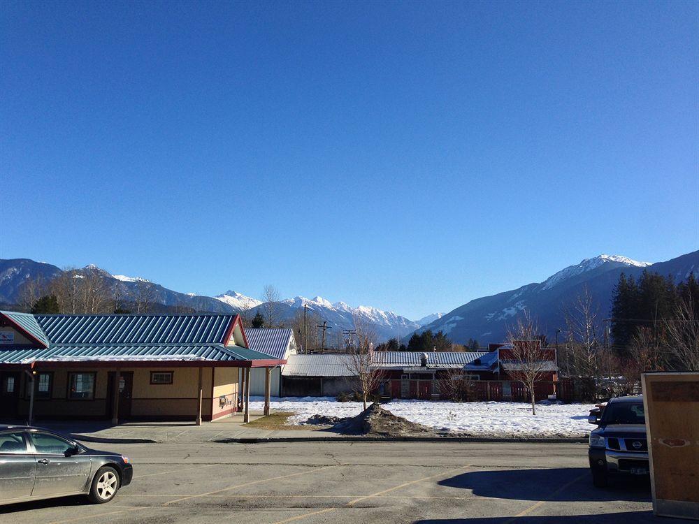 Pemberton Hotel Экстерьер фото