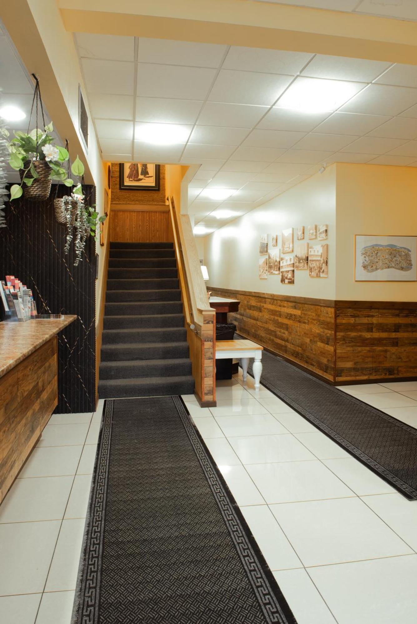 Pemberton Hotel Экстерьер фото